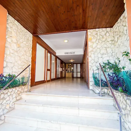 Gaetan Apartment